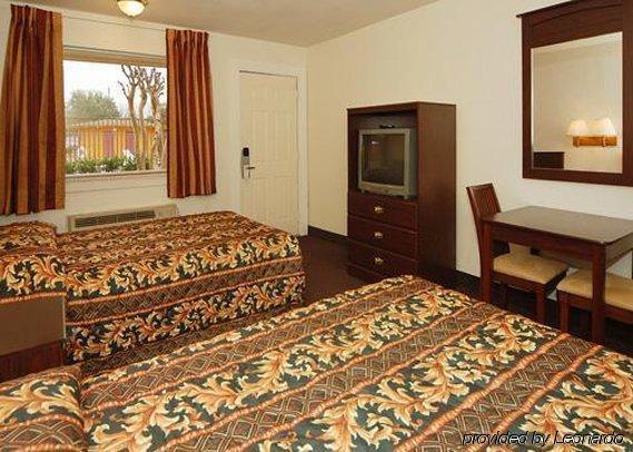 Rodeway Inn Conference Center Beaumont Rom bilde